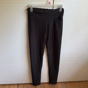 Booty black leggins size XS 

Workout clothes
